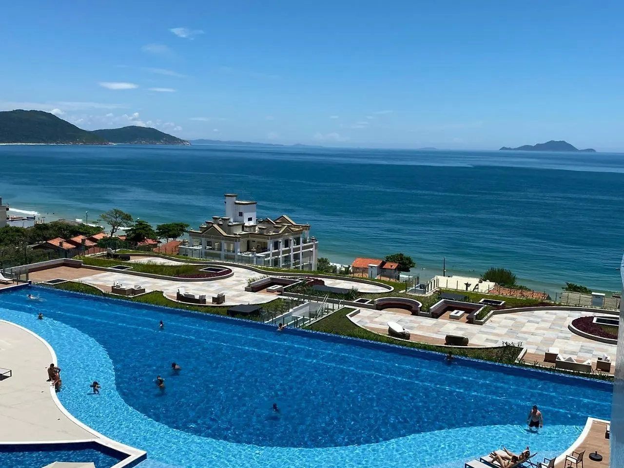 Apartamento Maravilhoso Com Piscina E Vista Mar Mirante Home Club Florianopolis Brazil